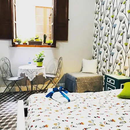 Jacaranda Bed and Breakfast