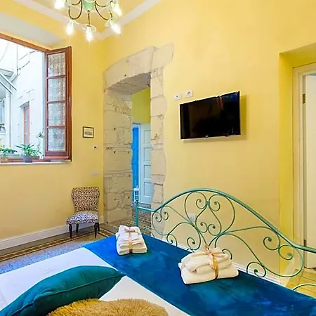 Jacaranda 3* Кальяри