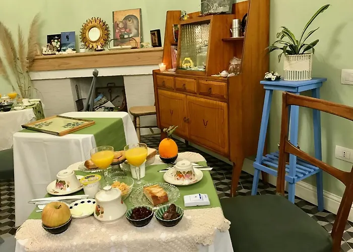 Jacaranda 卡利亚里